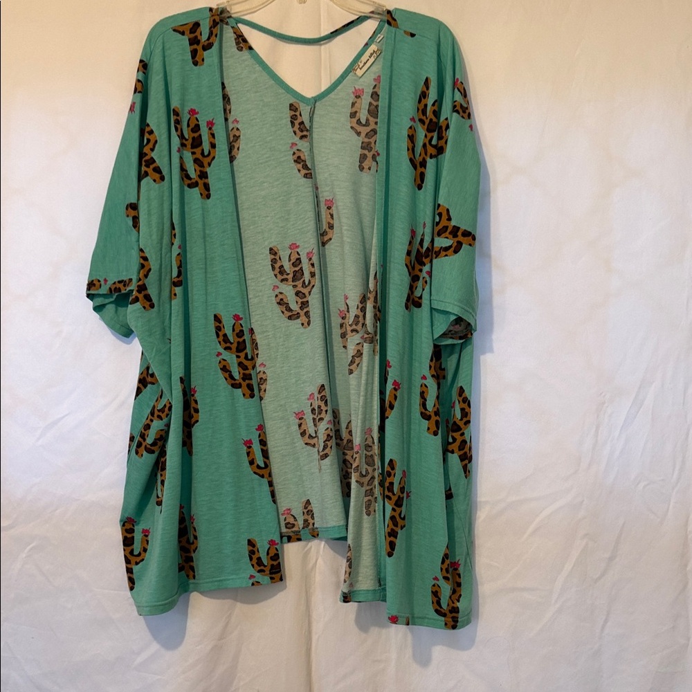 Green Cactus Print Women's Top